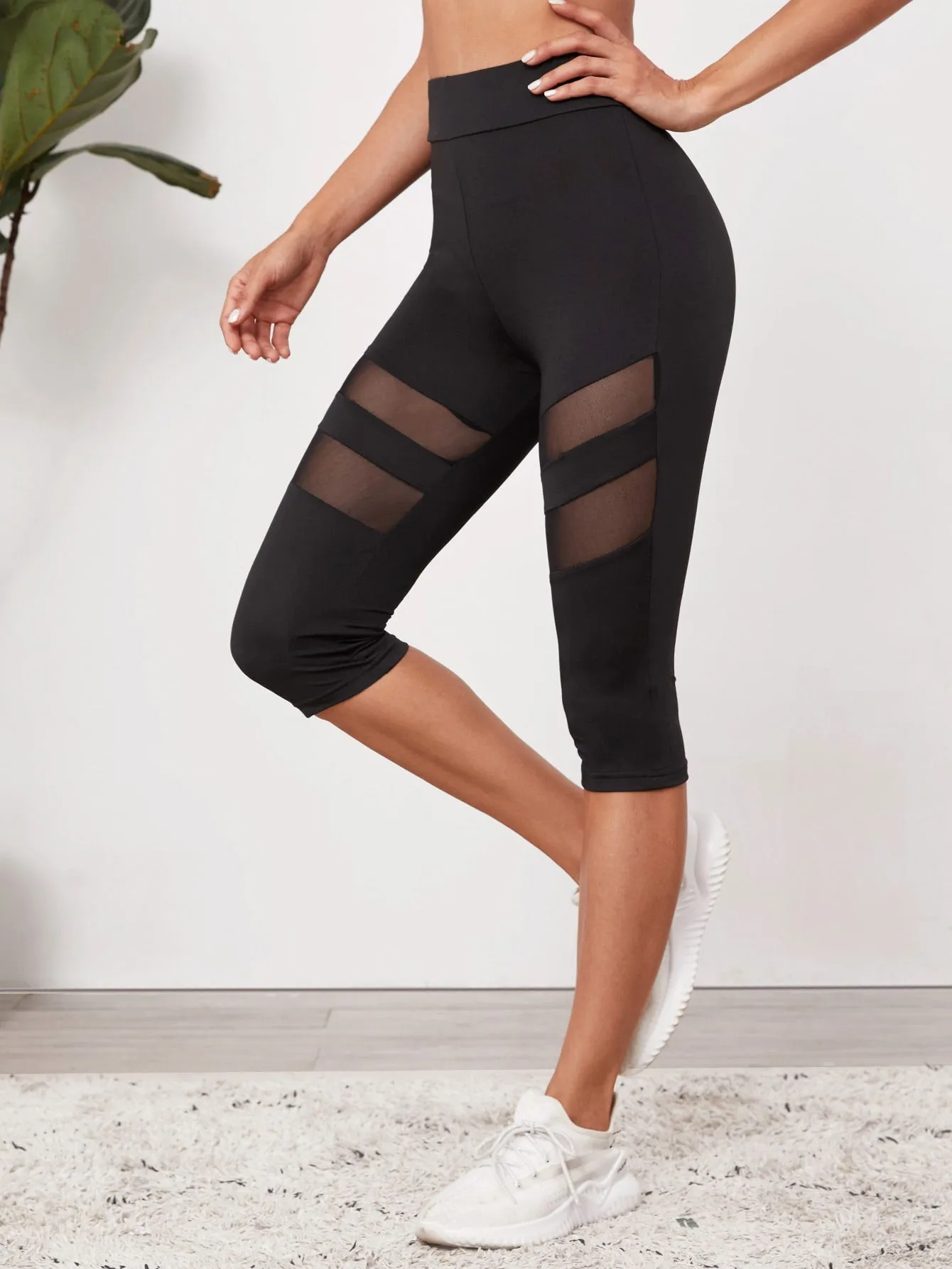 Casual Plain Contrast Mesh Capris Women Leggings