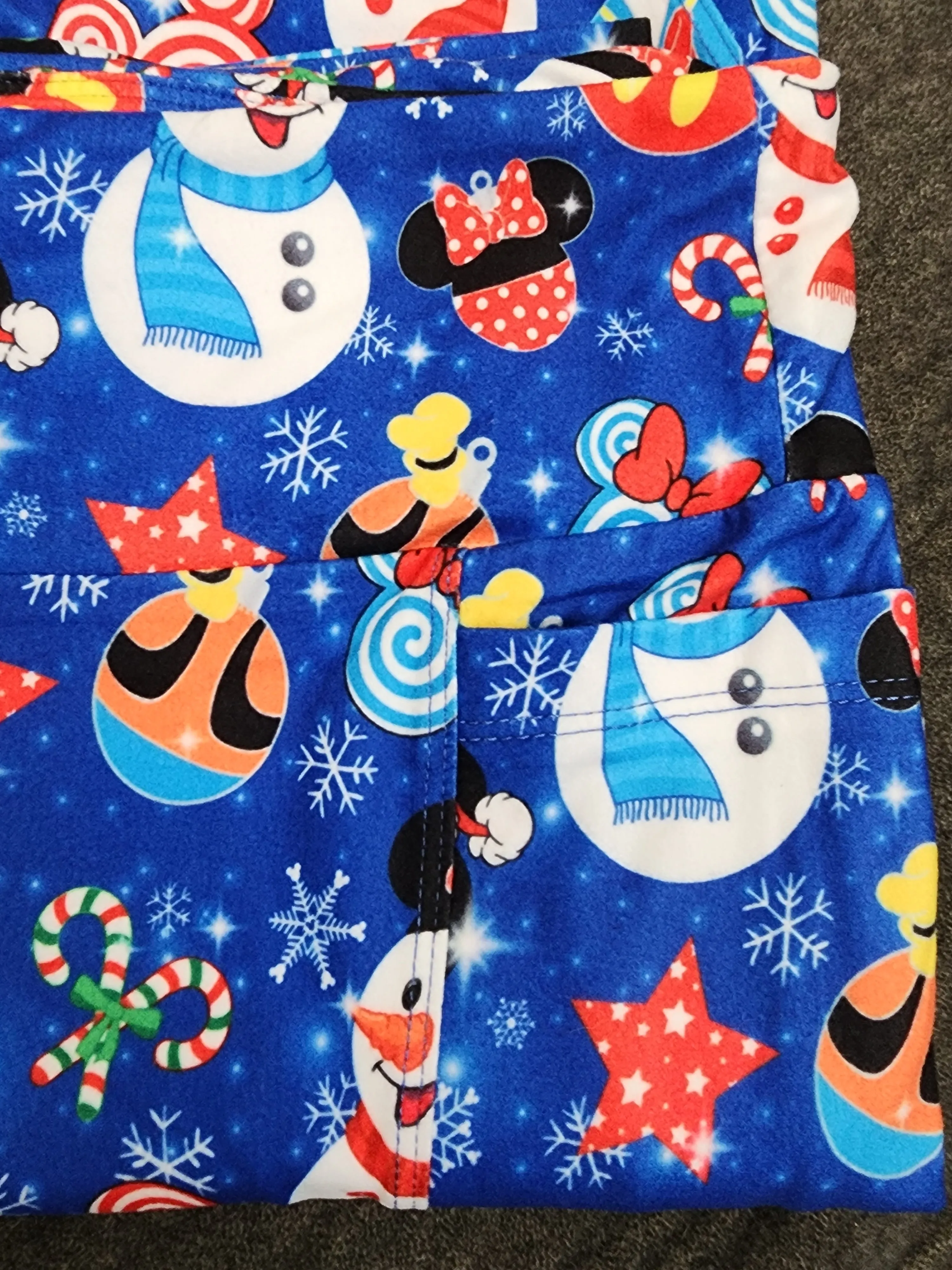 *Charlies Project Disney Mickey and Friends Holiday Christmas Leggings