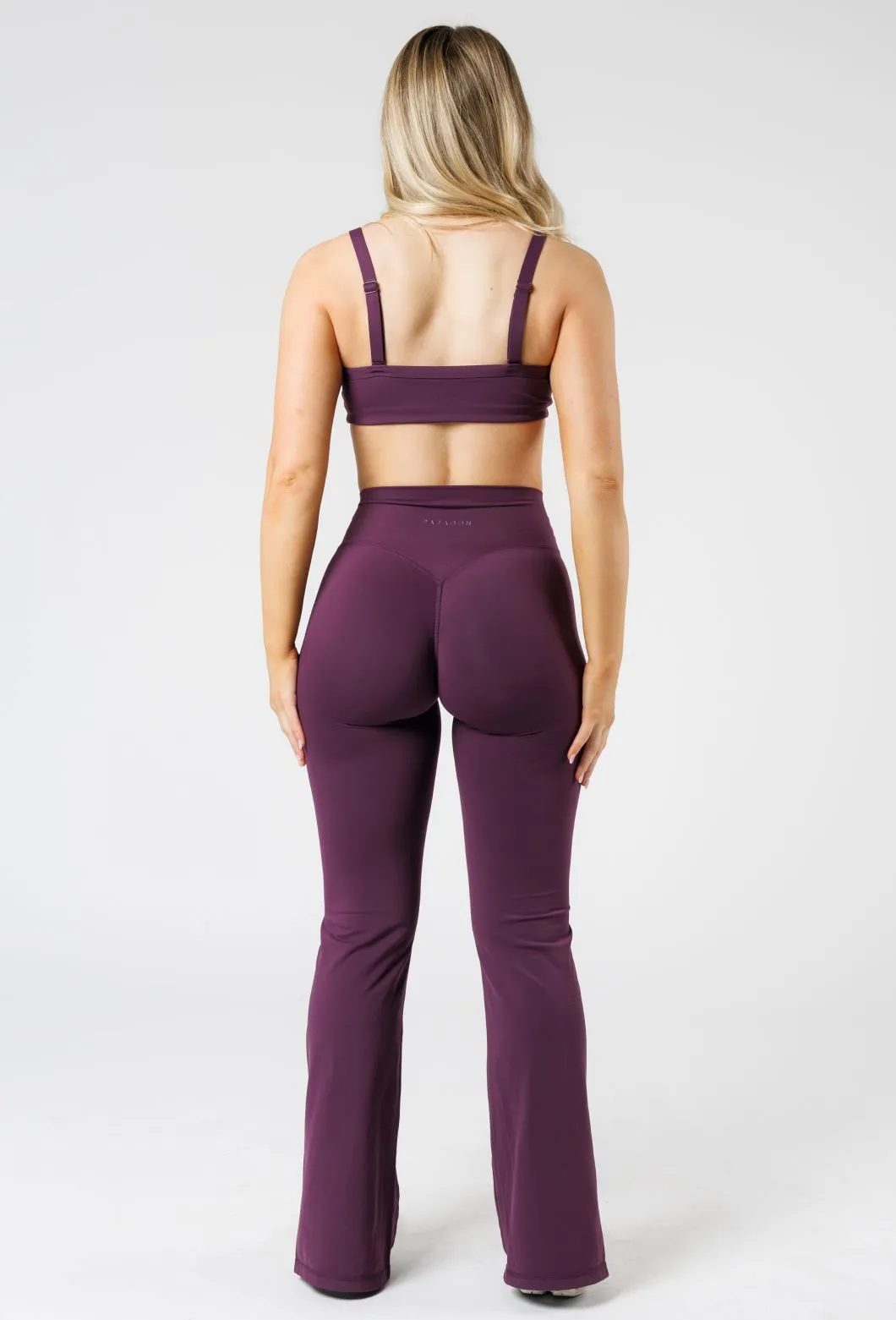 FormLux Front Slit Sculptseam® Plus Flare Legging 32" Wildberry