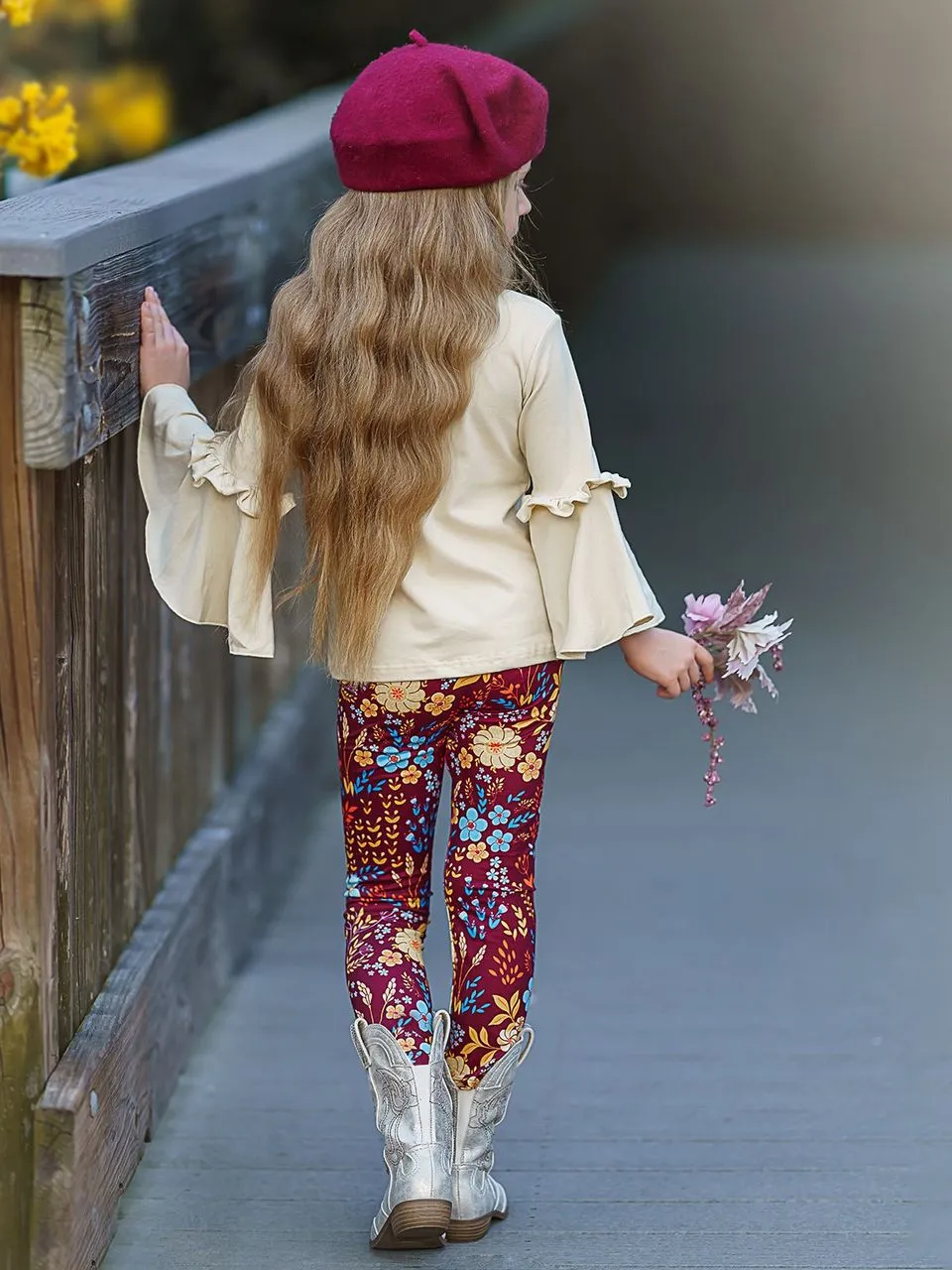 Girls "Happy Fall Ya'll" Floral Reindeer Print Bell Sleeve Top And Floral Legging Set