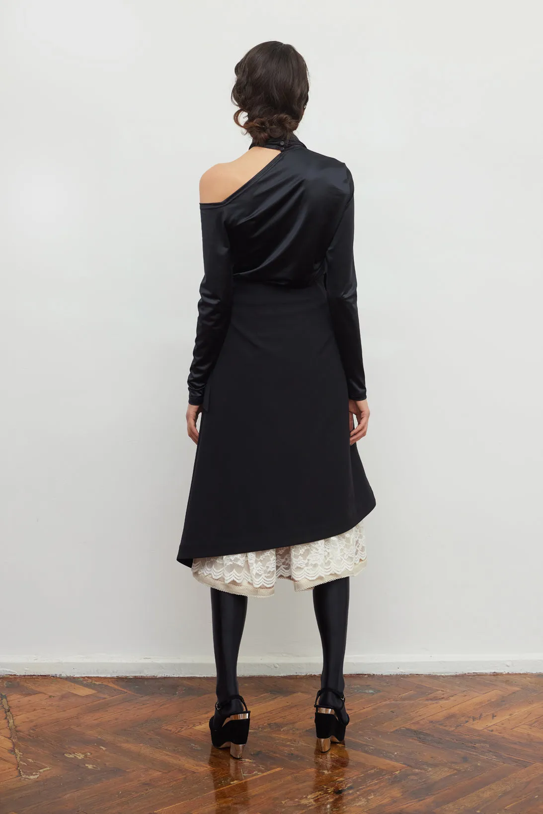 Layered Skirt With White Lace Detail Black