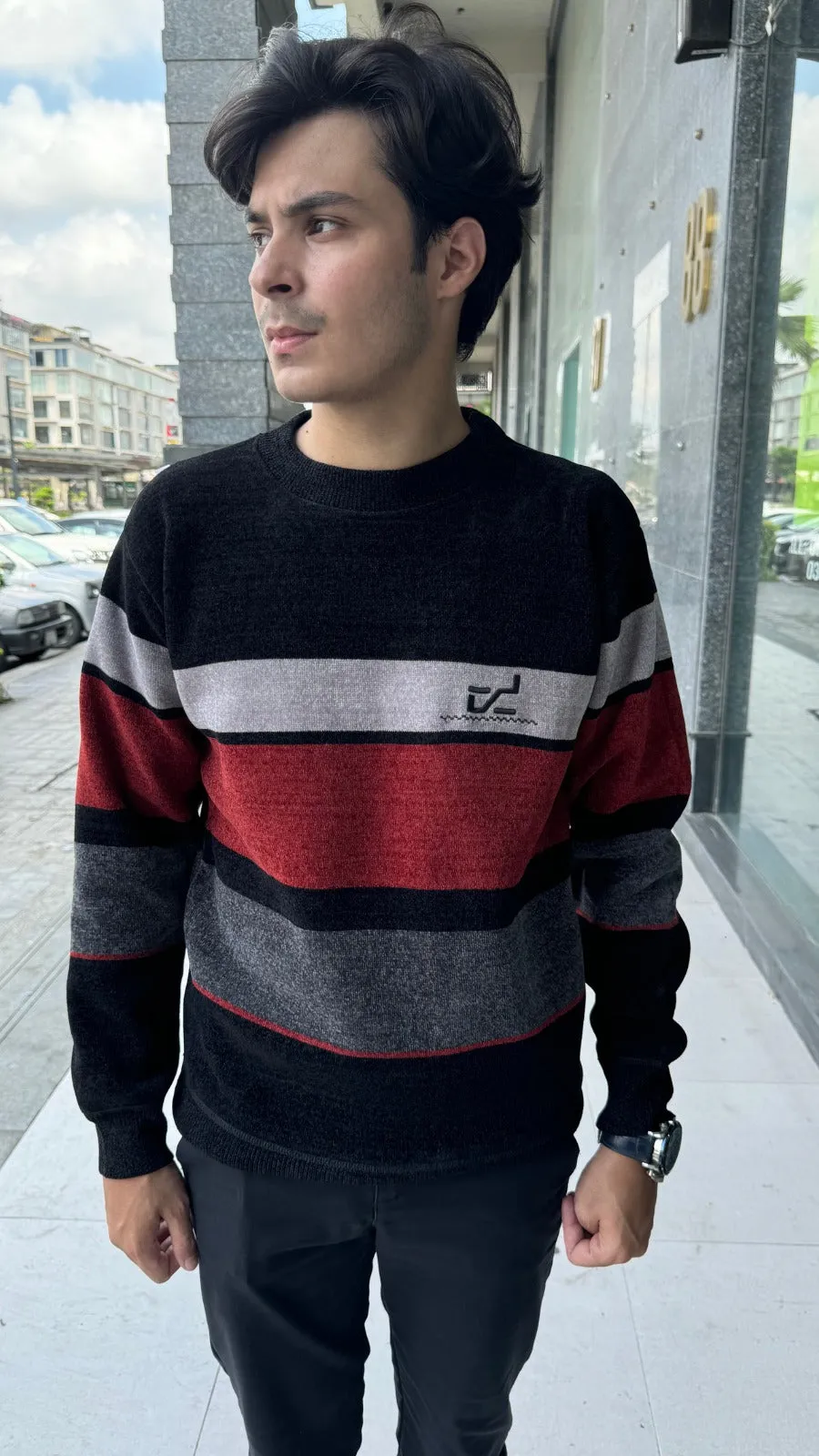 Mens imported red and gray lining sweater