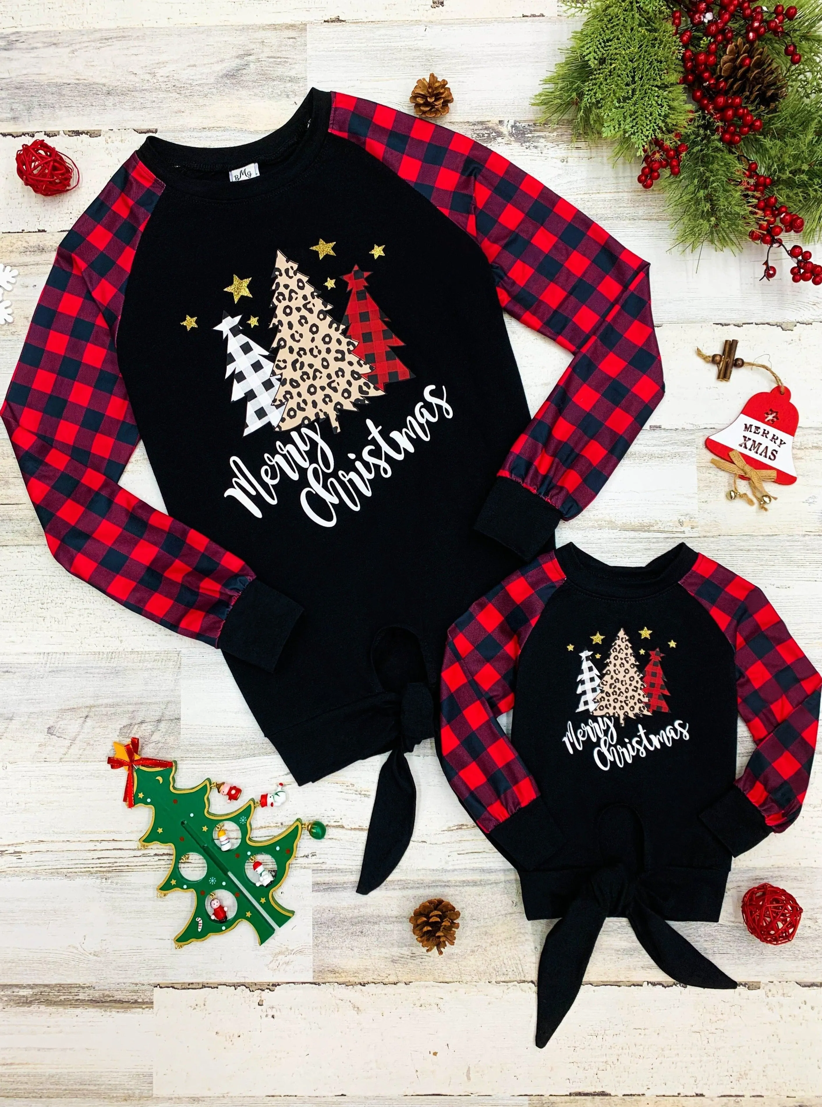 Mommy and Me Merry Christmas Knot Hem Raglan Top