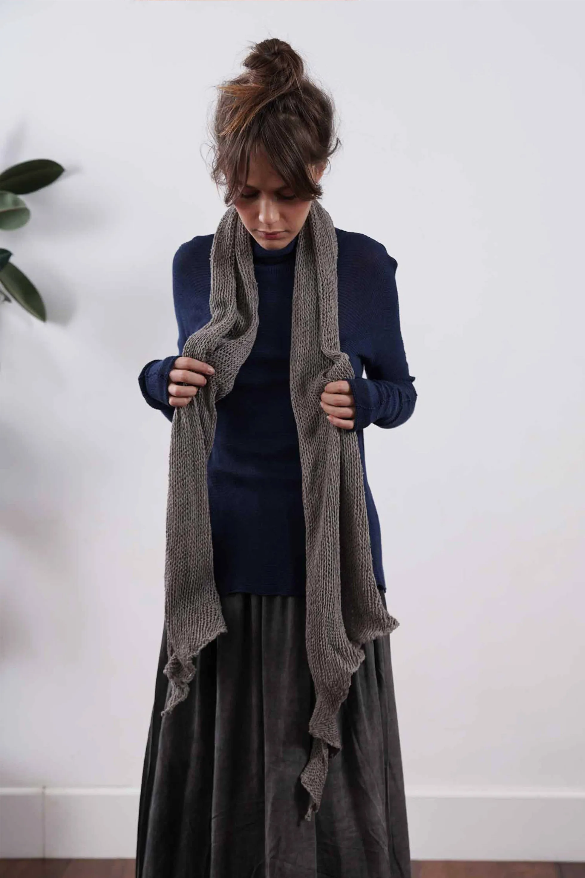 Open knit Cotton, Soy & Bamboo Prevo Scarf - Gray