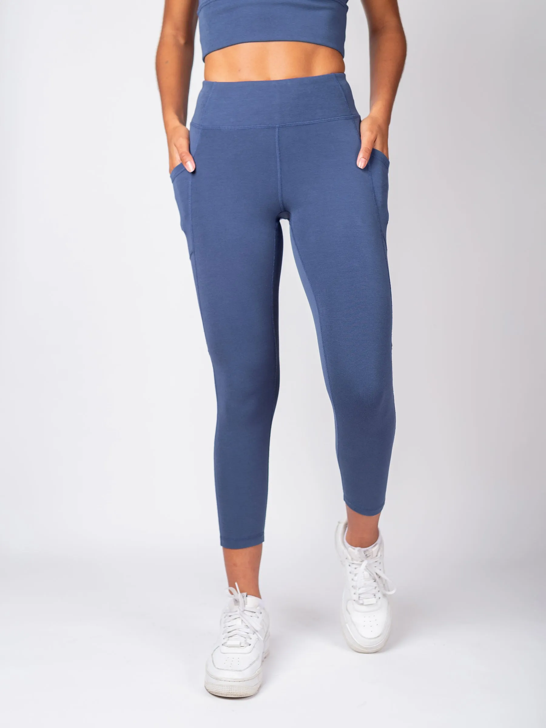 PlantTec™ Crop/Petite Leggings | Blueberry