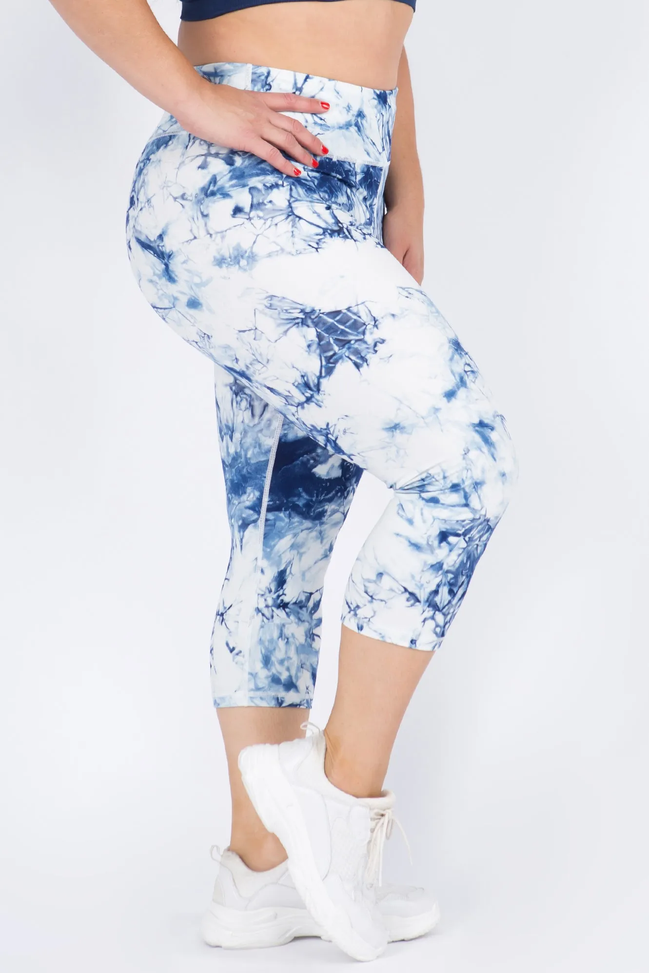 Plus Size Wild and Free Tie-Dye Print Active Capri Leggings