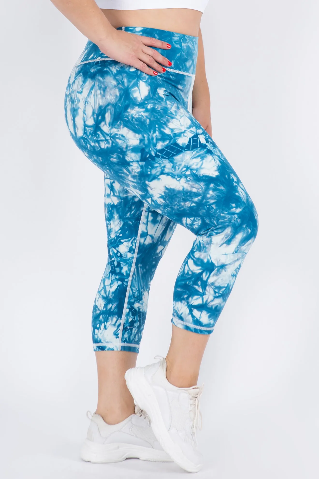 Plus Size Wild and Free Tie-Dye Print Active Capri Leggings