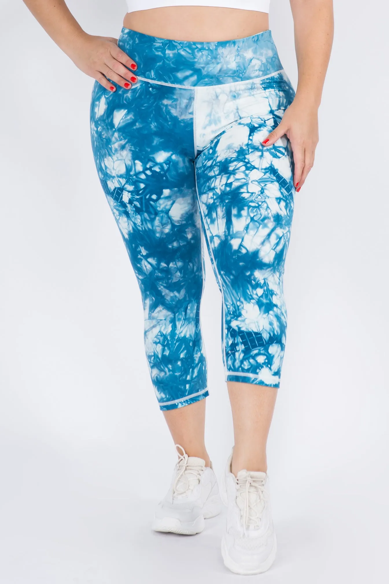 Plus Size Wild and Free Tie-Dye Print Active Capri Leggings