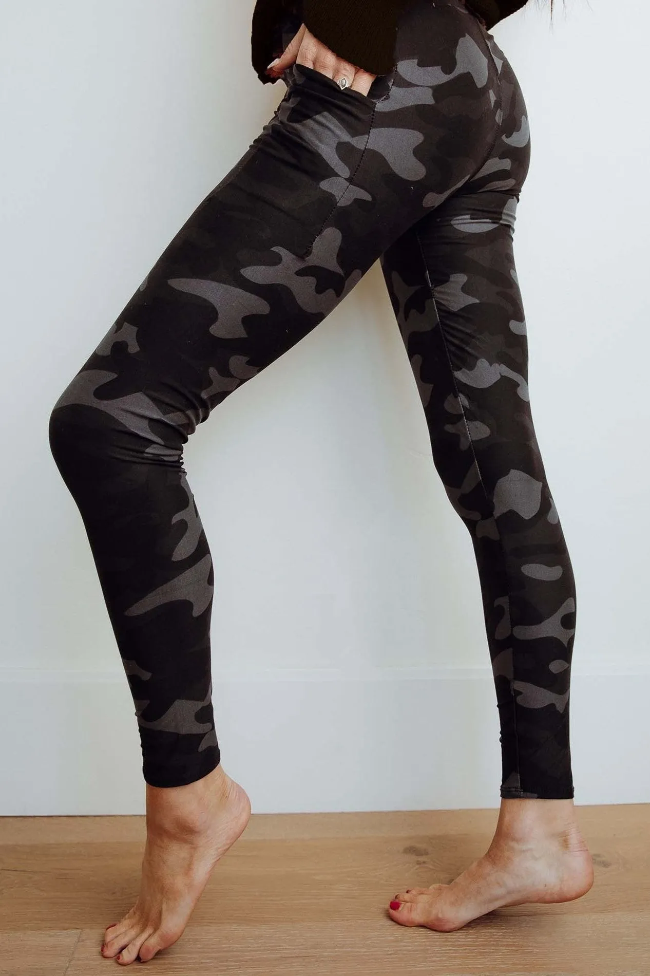 Shiela Rose Pocket Leggings