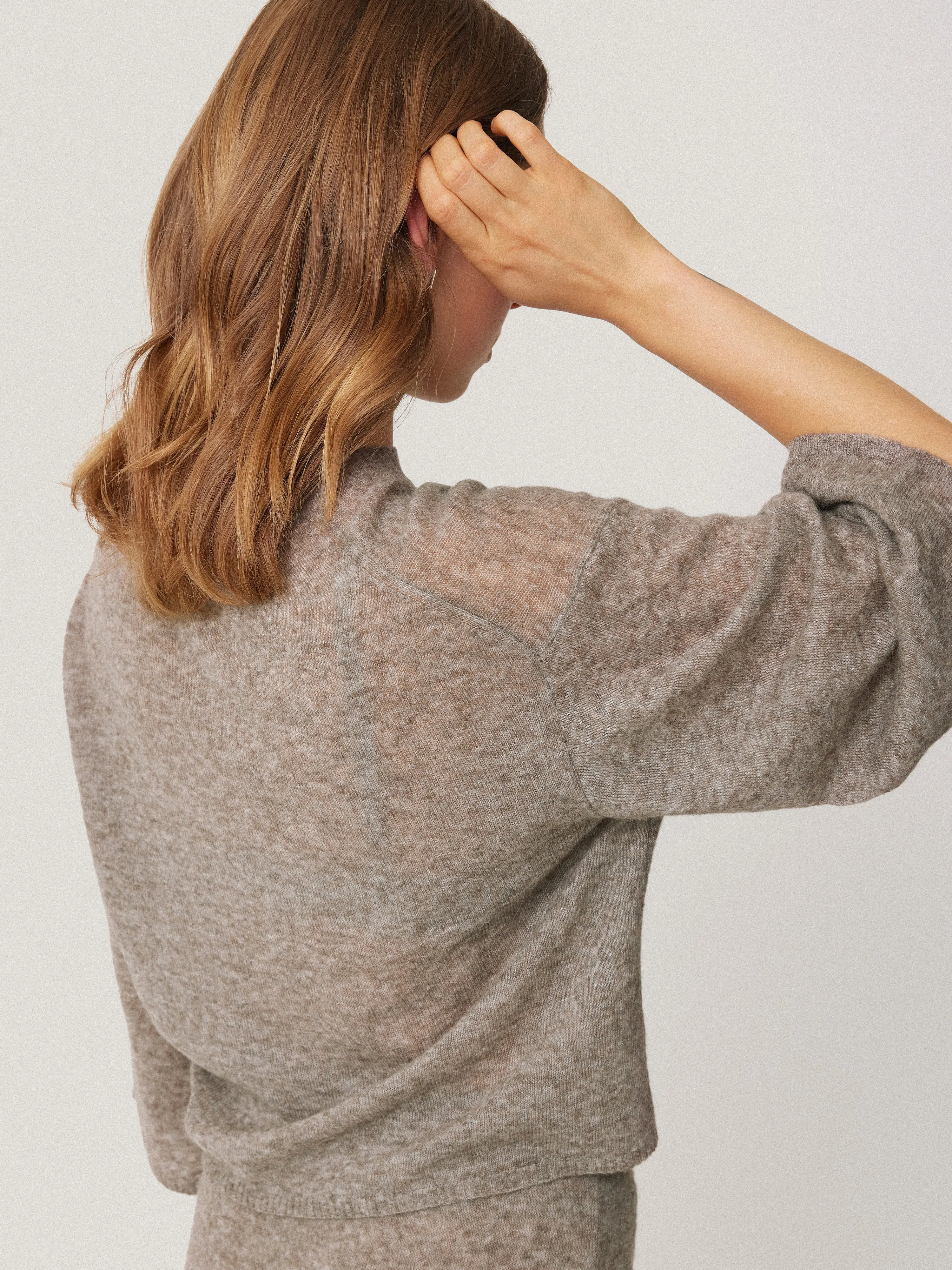 Soft Gauzy Knit T-shirt | Taupe