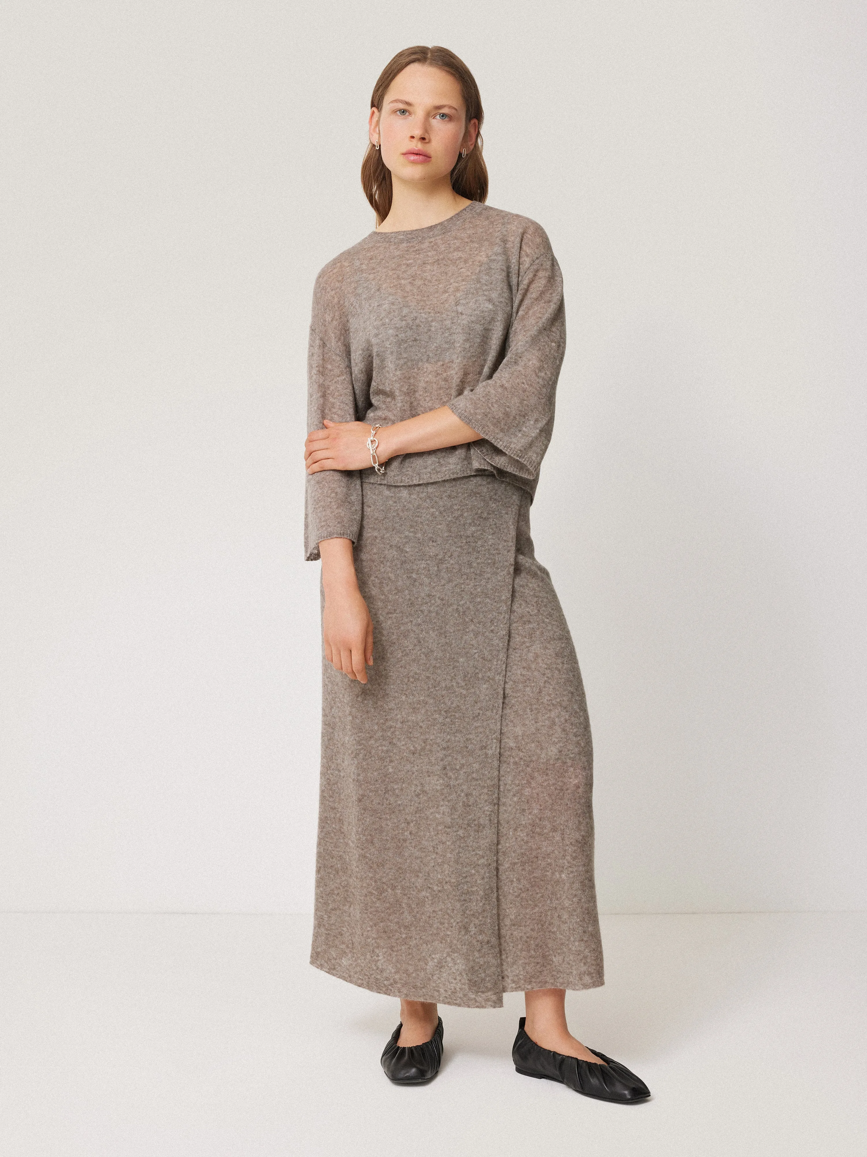 Soft Gauzy Knit T-shirt | Taupe