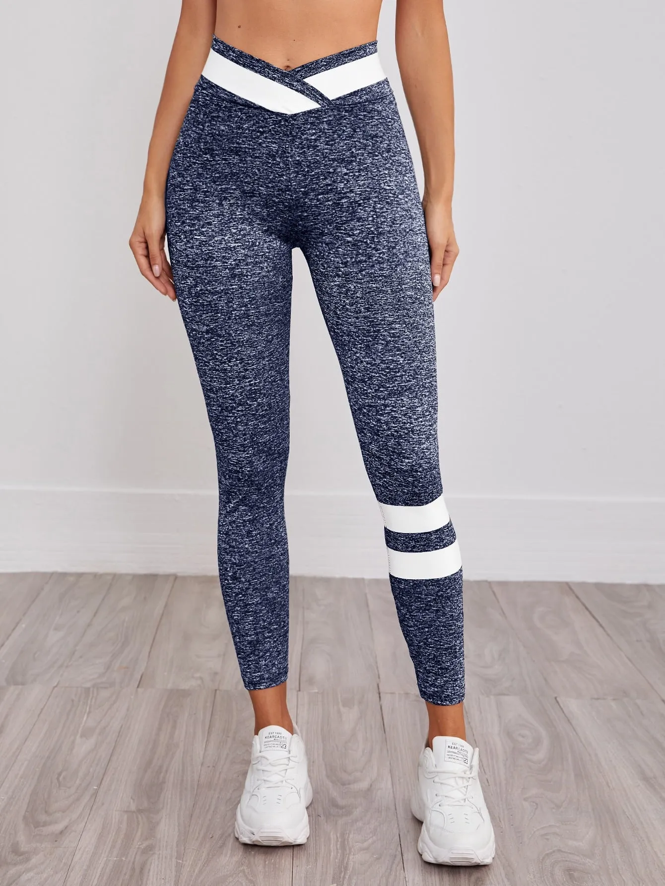 Sporty Colorblock Asymmetrical Cropped Women Leggings