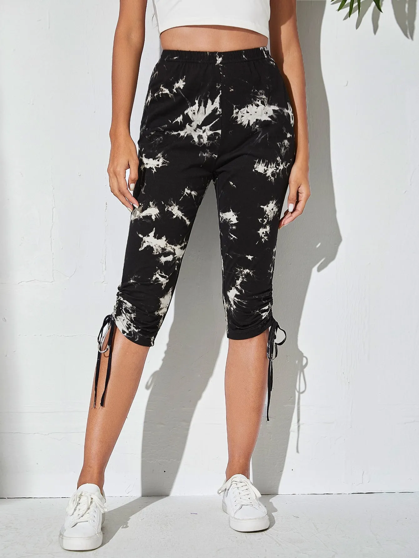 Tie Dye Drawstring Side Capri Leggings