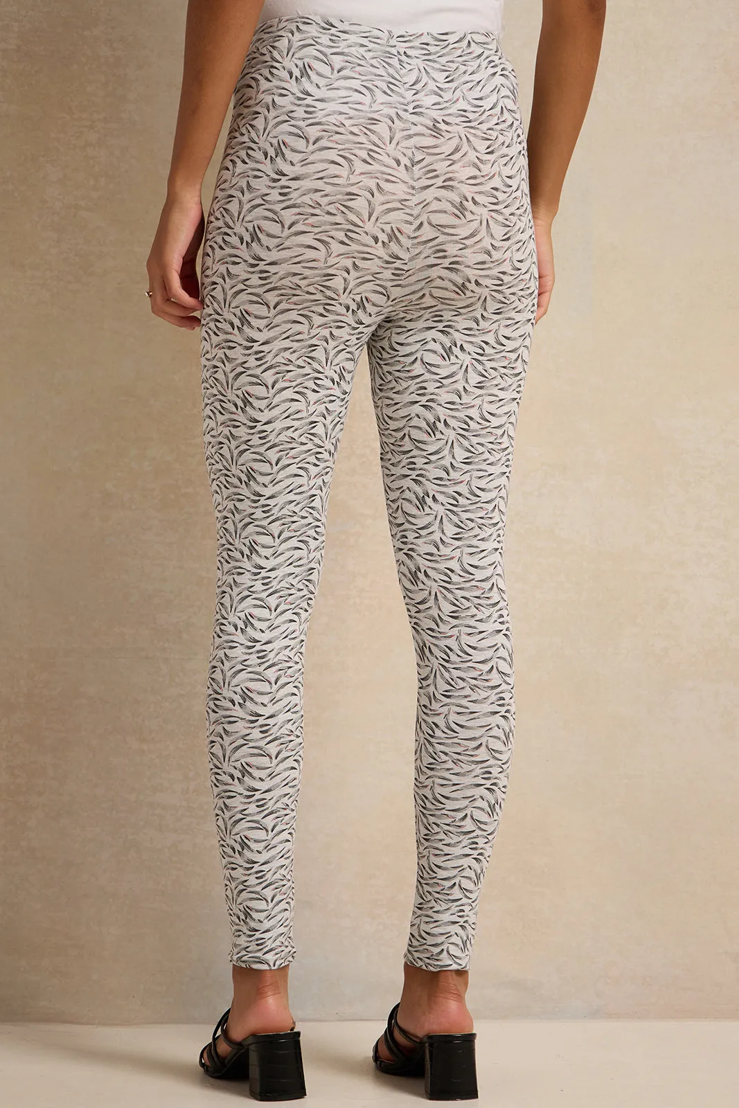 Women Ivory Printed Leggings