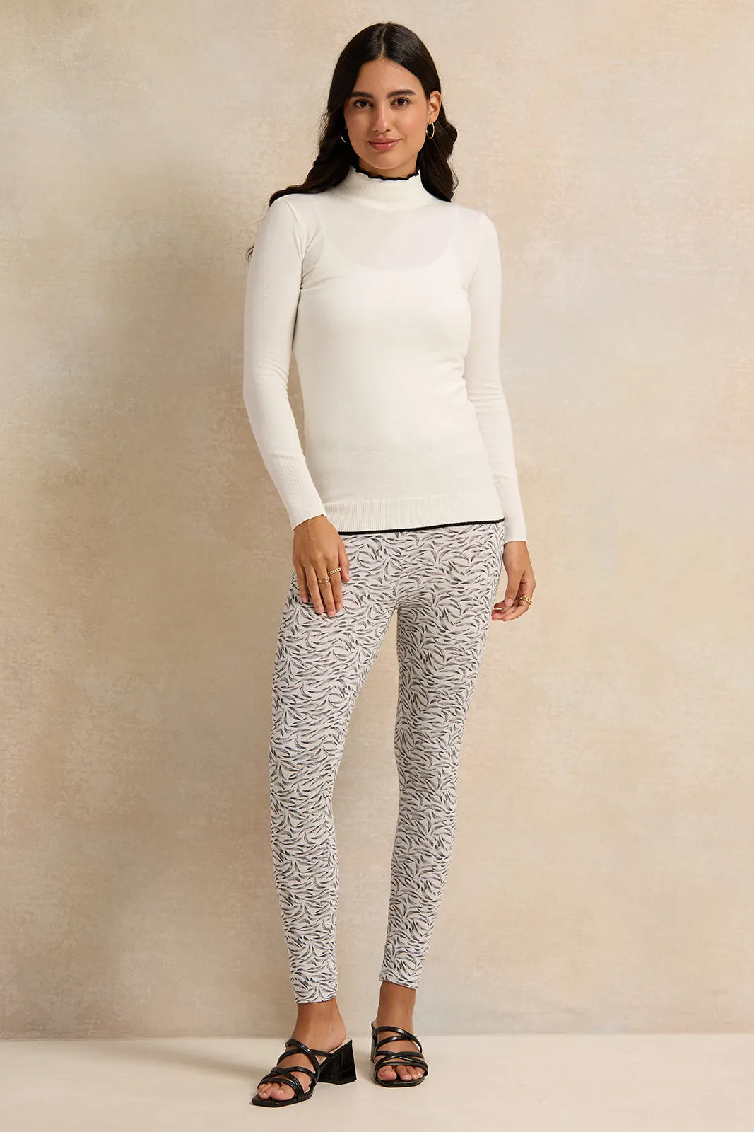 Women Ivory Printed Leggings