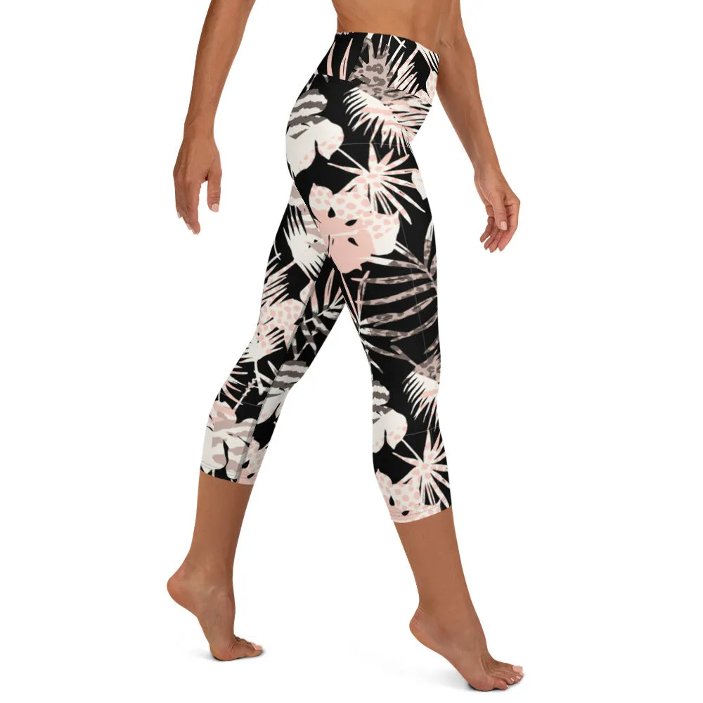 Yoga Capri Leggings in Natural Tropical Print